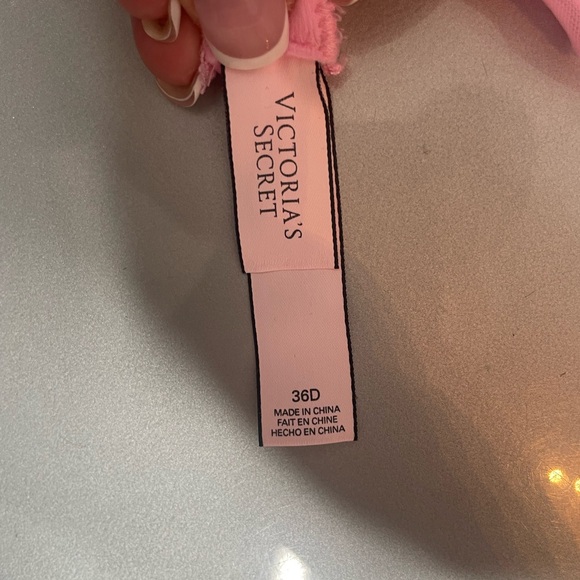 Victoria's Secret Hot Pink Script Chemise - Picture 3 of 3